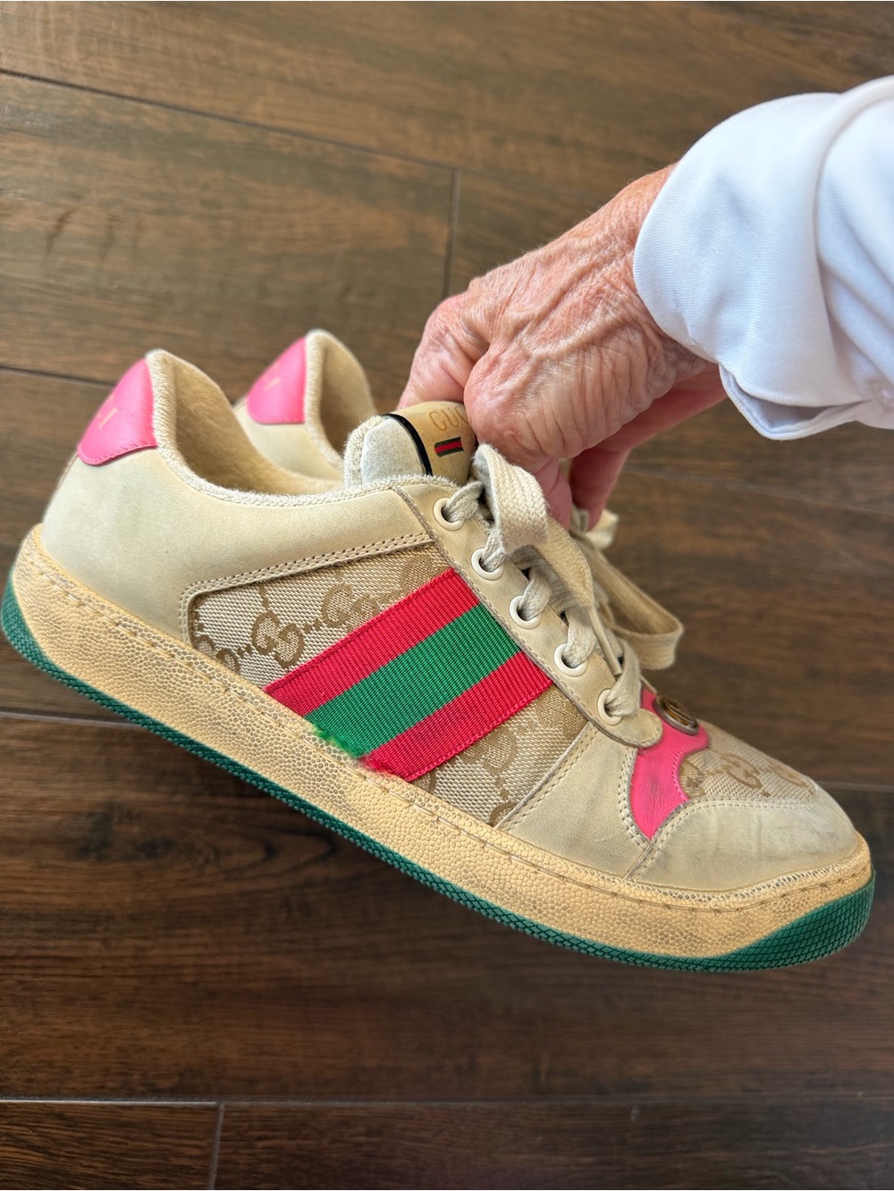 Gucci woman’s Beige Canvas Sneakers with Pink Accents and Green-Red Web